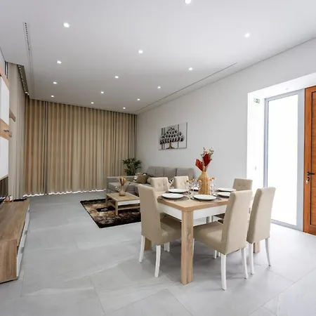 Matias - Private Pool And Family Comfort Villa Arco da Calheta (Madeira)